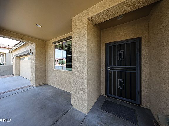 4th image of 17613 W BRIARWOOD Drive