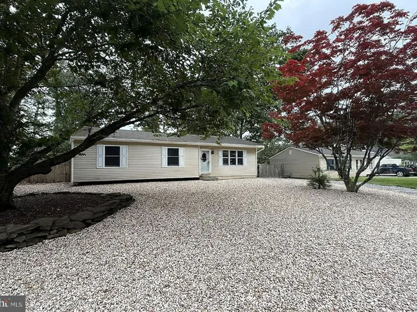 168 Stowaway Rd, Manahawkin, NJ 08050