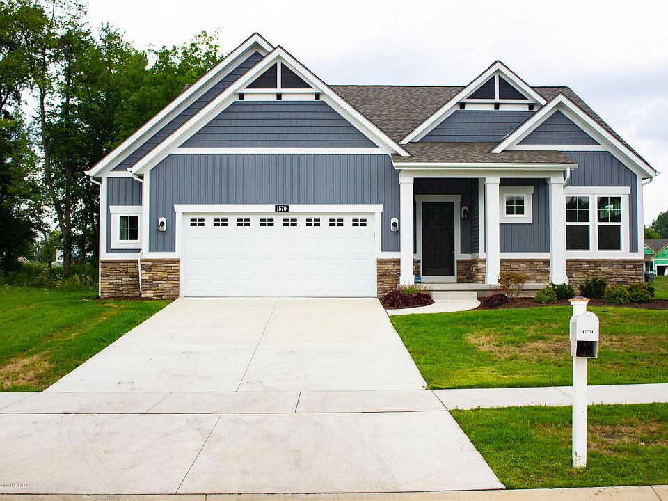 1st image of 1570 Yosemite Dr
