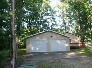2260 Swallow Dr, Harrison, MI 48625