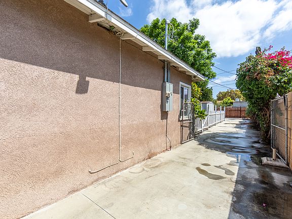 RV parking or room for ???