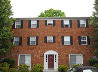 415 Stonegate Dr #214, Blacksburg, VA 24060
