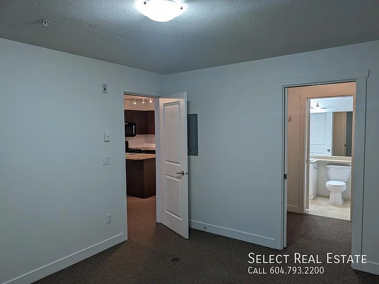 45561 Yale Rd #110 — Photo 9
