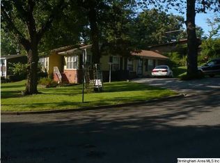 1000 Glen Oaks Dr, Fairfield, AL 35064