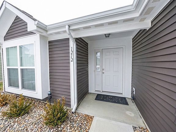 2nd image of 1212 Crabapple Rd