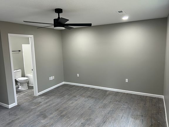 4th image of 306 Keswick Dr