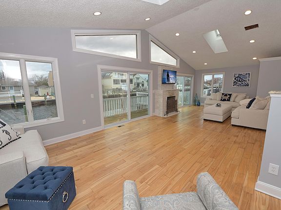 2nd image of 352 Maria Dr