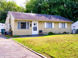 4804 Granada Dr, Louisville, KY 40272