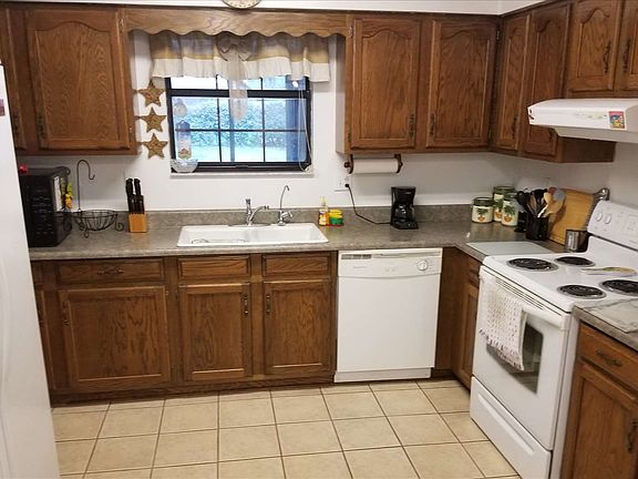 3rd image of 312 SE Jonathan Way