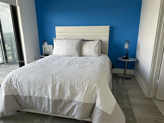 121 NE 34th St #1915 — Photo 32