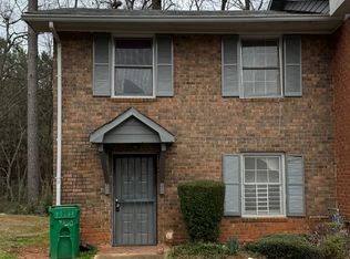 4520 Golf Vista Cir, Decatur, GA 30035