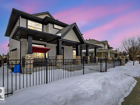 3rd image of 16 Chaplin Ln