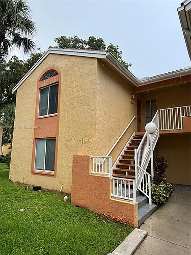 1040 Coral Club Dr #1040 Photo 1