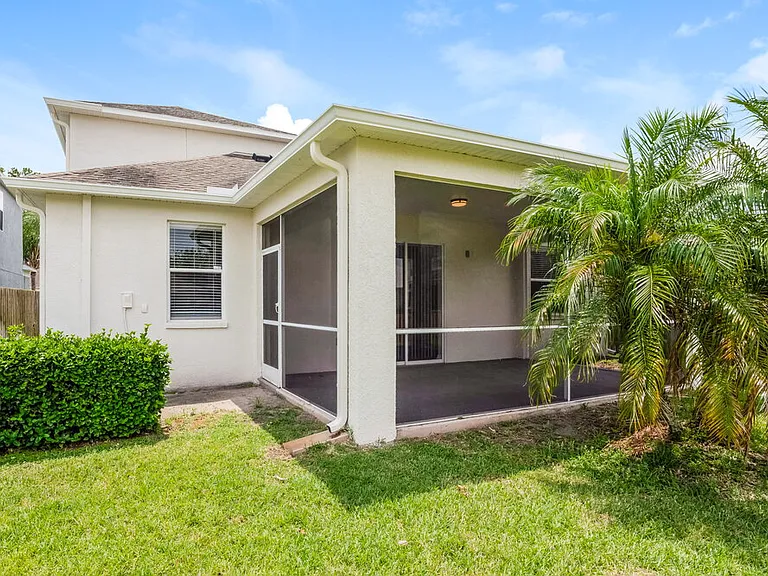 11410 Blue Lilac Ave — Photo 17