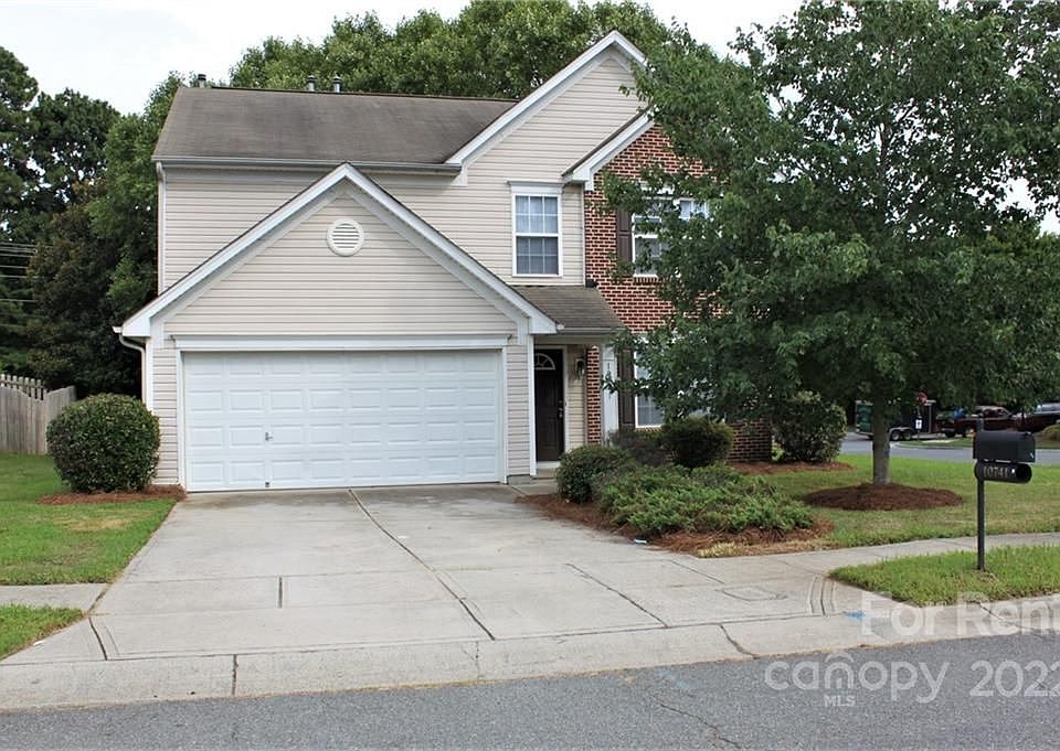 1st image of 10741 Mountain Springs Dr