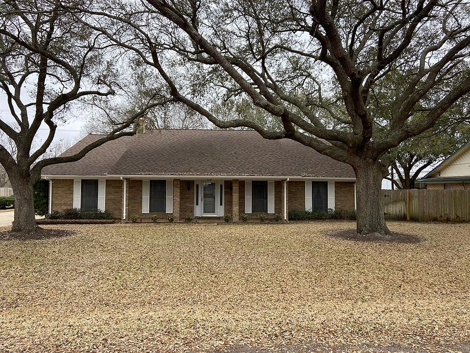 1st image of 1715 Longhorn Ave