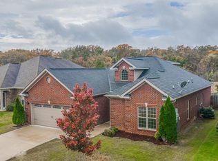 15008 Lakeside Trl, Huntsville, AL 35803