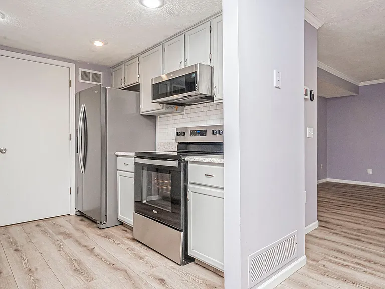 2505 Candlewood Dr — Photo 13