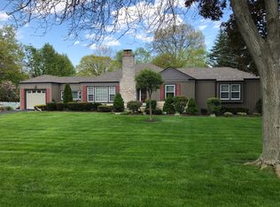 425 S Lombard Rd, Itasca, IL 60143