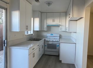 940 W 18th St #D3, Costa Mesa, CA 92627