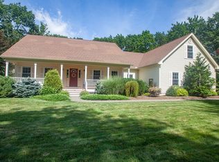 24 Tamarack Dr, Brunswick, ME 04011