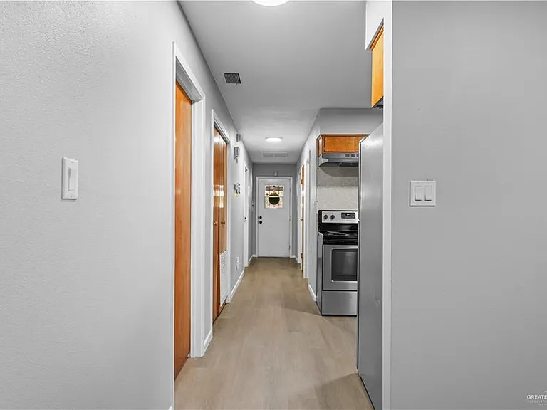 401 N 41st St #16 — Photo 7