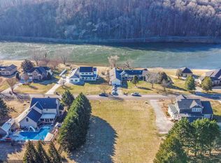 Mariner Point Dr, Clinton, TN 37716