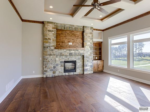 5th image of 19029 Hazelnut Dr