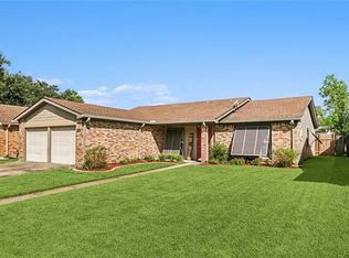 1448 Flamingo Rd, Gretna, LA 70056