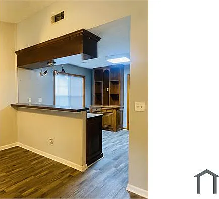 695 Paris Dr — Photo 9