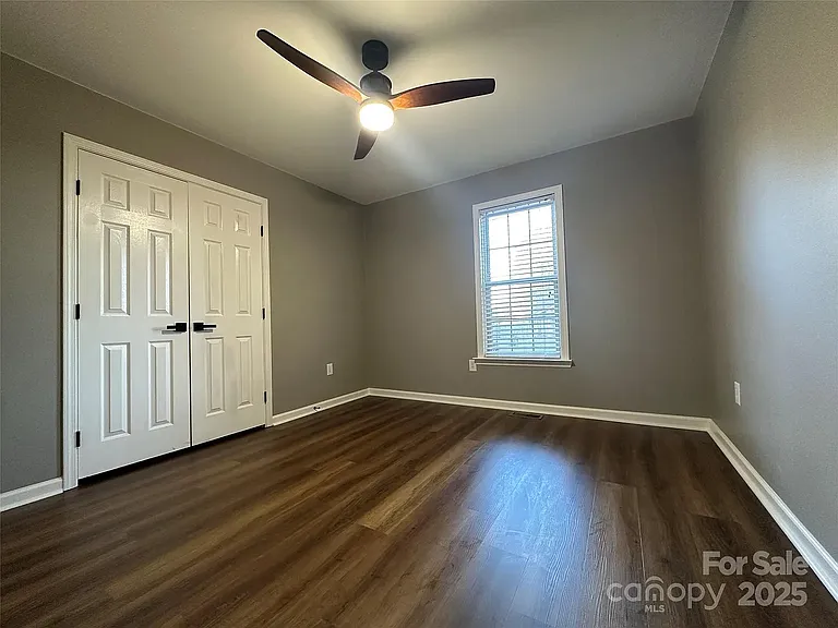 75 Eden St NW — Photo 15