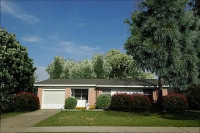 1st image of 1611 Browning Dr