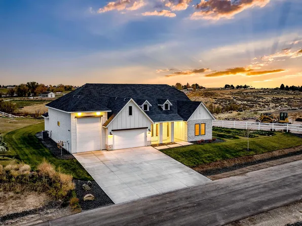 7071 Loggers Loop Rd, Star, ID 83669