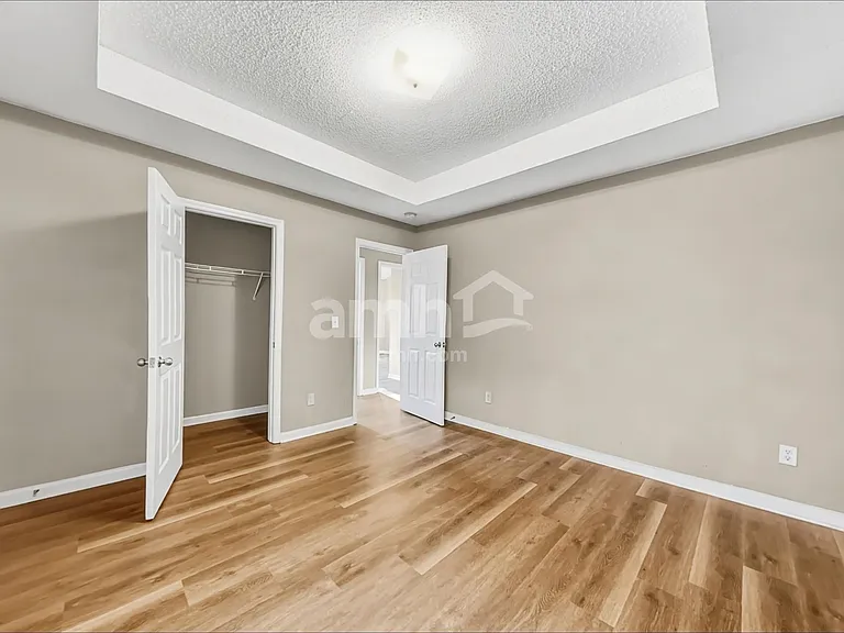 369 Hidden Creek Ln — Photo 14