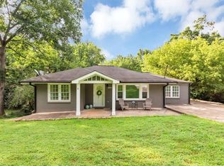 2123 Garden Cir, Decatur, GA 30032