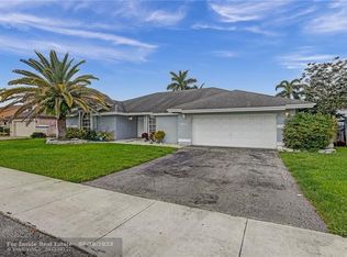 5611 SW 88th Ter, Cooper City, FL 33328