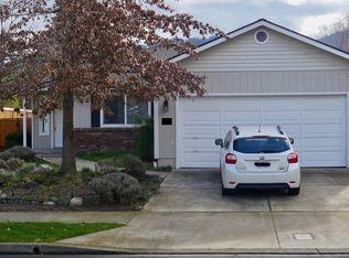 1284 Orchid St, Ashland, OR 97520