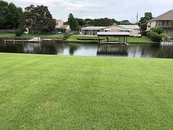 5th image of 956 Gondolier Blvd