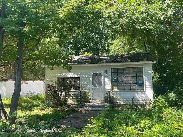 1st image of 171 Woodland Drive