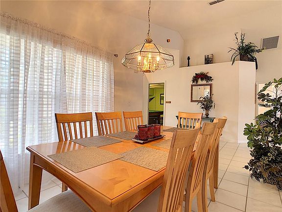 5th image of 8059 Santee Dr