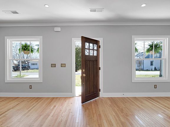 5th image of 1168 Brookwood Ave