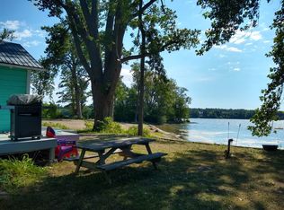 120 Ferry Rd, Crown Point, NY 12928