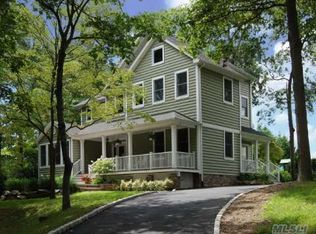 68 Birch Hill Rd, Mount Sinai, NY 11766