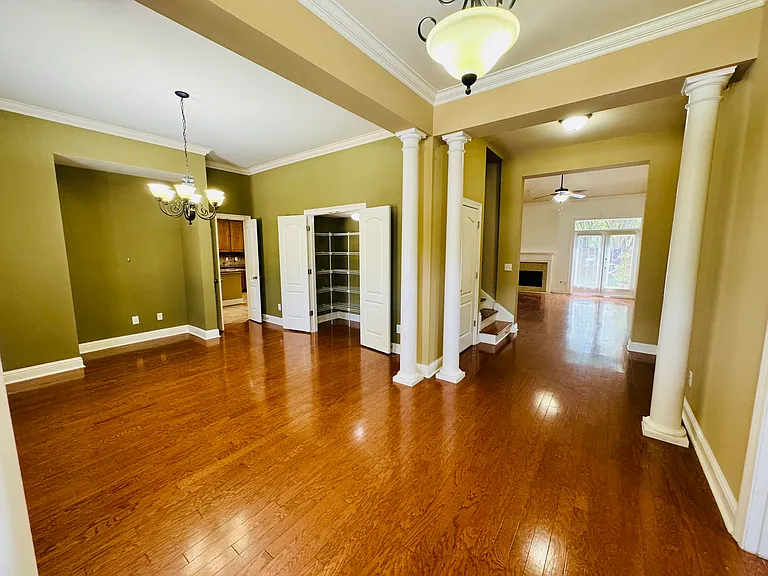 8707 Morning Pl — Photo 11