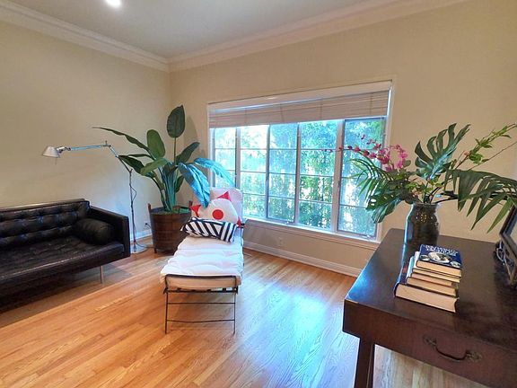 2nd image of 2285 N Beachwood Dr APT 1