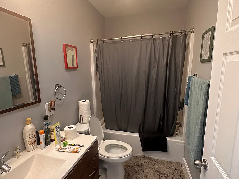 1822 W Girard Ave — Photo 2