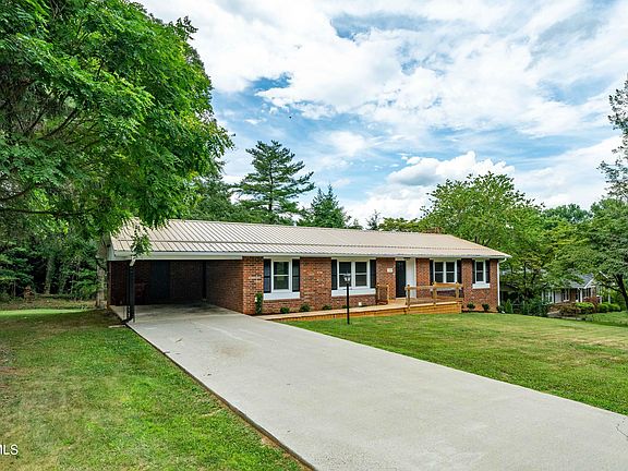 3rd image of 1502 Muskhogean Dr