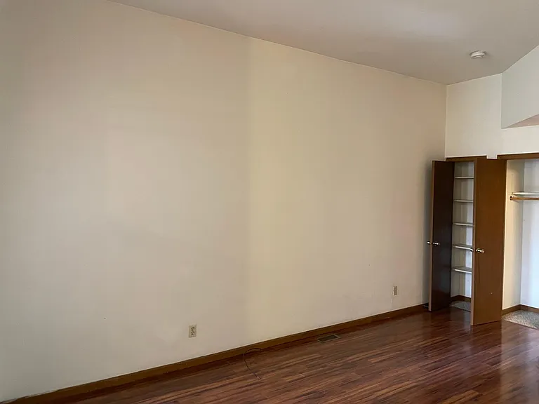 1328 Shenandoah Ave #1 — Photo 5