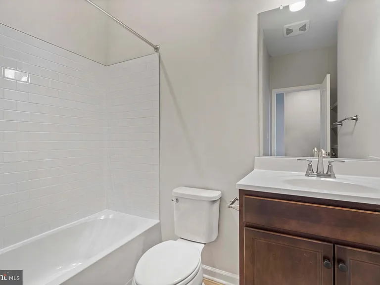 1727 Evansberry Dr — Photo 23