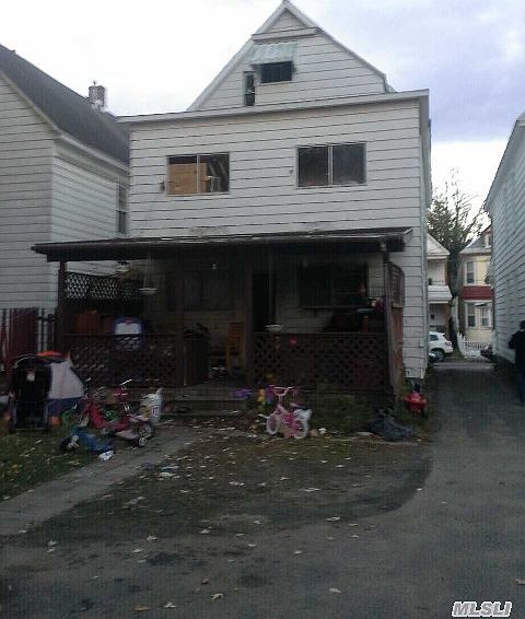 2nd image of 107 Porter St